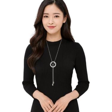 Imagem de Colar Longo Prata com Pingente Círculo de Cristais Luxo - anjo da mamã