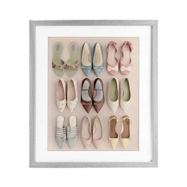 Imagem de Stupell Industries Beatrice's Closet Shoes Impressão emoldurada de bétula sob vidro, design de Annabelle Hall, 53 x 43 cm