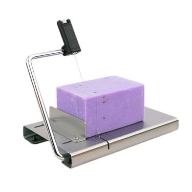 Imagem de SUZLAZYR Cortador de sabão feito à mão - Cortadores de sabão de aço inoxidável com escala para fatiador de pão de fabricação de sabão - Sabonete artesanal DIY, vela ou queijo manteiga de cozinha