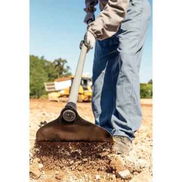 Imagem de Enxada Canavieira Goivada 2.5 Tramontina com Cabo  Metálico 140 cm