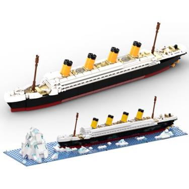Imagem de dOvOb RMS Titanic Model Building Blocks Set, 615 Pieces Bricks, MOC Ship Model Display Collection Model Kit for Teens and Adults，Compatible with Major Brands