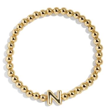 Imagem de BaubleBar Pulseira personalizada inicial Pisa, contas modernas banhadas a ouro, joias modernas, pulseira popular com letras iniciais, ajuste elástico para crianças e adultos, One Size, Latão, Sem