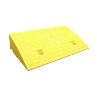 Imagem de Kokiya Almofada triangular para rampa de meio-fio, leve, antiderrapante, para rampa de acesso à da estrada, para caminhões, motocicletas, quadriciclos, Amarelo 50x27x10cm