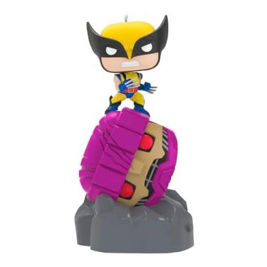 Imagem de Hallmark Keepsake Enfeite de Natal 2025, Marvel X-Men Wolverine Defeats Sentinel Funko Pop! com luz, presentes para fãs da Marvel
