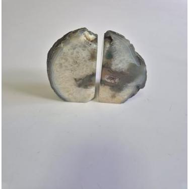 Imagem de Separador de Livros em Ágata Natural Esverdeada – Par de Bookends em Pedra Natural Polida, Geodo Autêntico para Decoração de Escritório, Sala e Estante – Peça Única - Doca Express