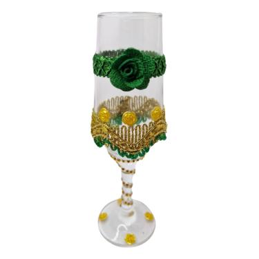 Imagem de Taça Vidro Cigana Esmeralda Verde e Dourado Altar 186 ml