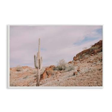 Imagem de Stupell Industries The Climb Desertscape Framed Giclee Wall Art Design por Wild Apple, moldura branca, 61 x 40 cm