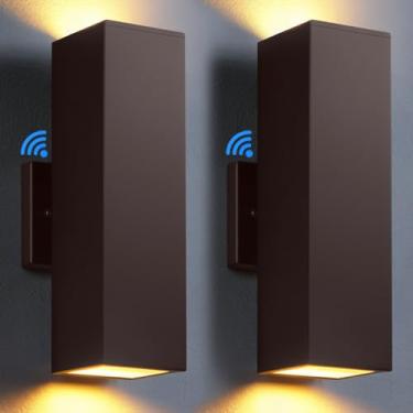 Imagem de SHIMR Pacote com 2 iluminação externa do crepúsculo ao amanhecer, luminárias externas modernas com acabamento em bronze polido a óleo, luzes quadradas para ambientes externos para casa, pátio, garagem