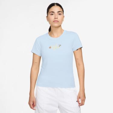 Imagem de Camiseta Nike Sportswear Chill Knit Feminina-Feminino