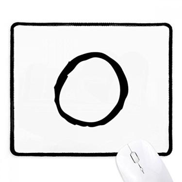 Imagem de Mousepad com silhueta preta do alfabeto grego Omicorn Tapete de borracha para jogos