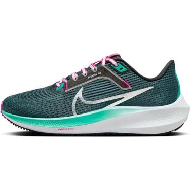 Imagem de Nike Tênis de corrida feminino W Air Zoom Pegasus 40, Deep Jungle Metallic Silver Black White, 6.5