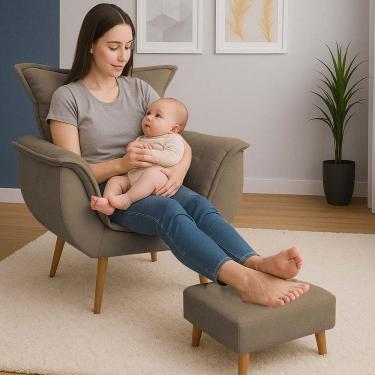 Imagem de Poltrona De Descanso Alana Com Puff Suede Capuccino