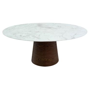 Imagem de Mesa De Jantar Cone Oval Base Em Lâmina Natural Imbuia Horizontal Tampo Em Mdf Marmorizado