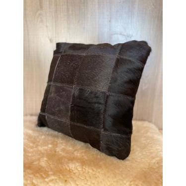 Imagem de Almofadas em Couro Legitimo decorativas para sofá e Poltronas - Aqui N