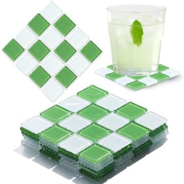 Imagem de Queekay Conjunto de 6 porta-copos xadrez verde e branco para bebidas de vidro quadrado de 10 cm, tapete de mesa xadrez para mesa de café, bar, decoração de casa, ideia de prato decorativo de Natal