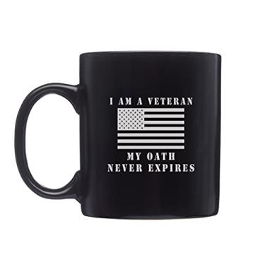 Imagem de Rogue River Tactical Caneca de café de veterano militar bandeira dos EUA I Am A Veteran My Oath Never Expires novidade copo presente para veterano militar bandeira dos EUA