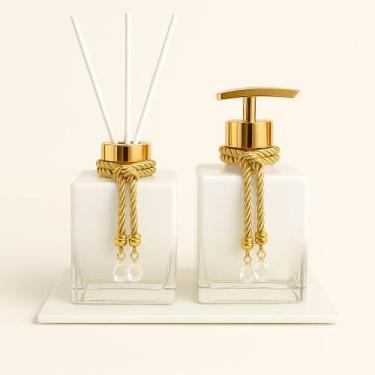 Imagem de Kit De Banheiro Lavabo Luxo Cubo De Vidro Difusor + Sabonete + Bandeja