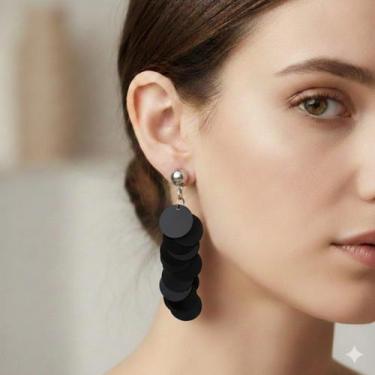 Imagem de Brinco Feminino Cascata De Paetês Coloridos Carnaval - Lika Bijuterias