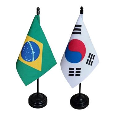 Imagem de Kit Bandeira de Mesa Brasil e Coreia do Sul, Decorativa, 26cm Altura Total, Multicolorido, 18x11cm, Escritório e Eventos, Oxford, Base Plástica, Face Única