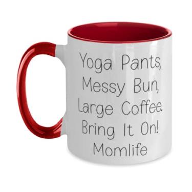 Imagem de Presentes de mãe mordida, calças de ioga, coque bagunçado, café grande. Bring It On! Momlife, Mother Two Tone 325 ml Caneca da filha