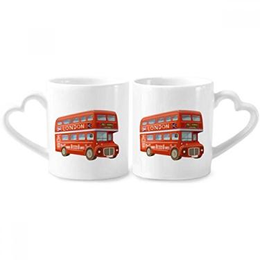 Imagem de Britain UK London Red Double Decker Conjunto de canecas de porcelana para casais de ônibus de cerâmica com alça de coração