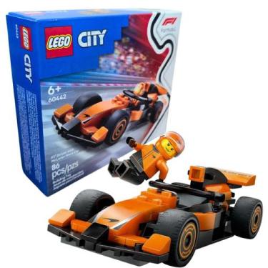 Imagem de Lego City Piloto de F1 com Carro de Corrida McLaren 60442