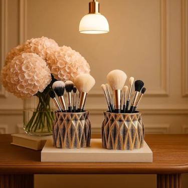 Imagem de KIT 2 Vasos Decorativo Geométrico em Dourado Envelhecido, Design Organizador para Pincéis e Suculentas, Estilo Luxuoso 2 UNIDADE