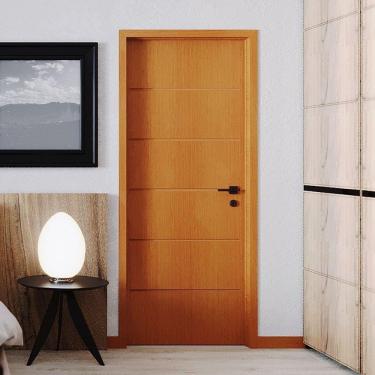 Imagem de Folha de Porta de Madeira 210x82cm Espessura 3,5cm MSO Eucaplac Frisada Residence Eucatex Nogal Mel