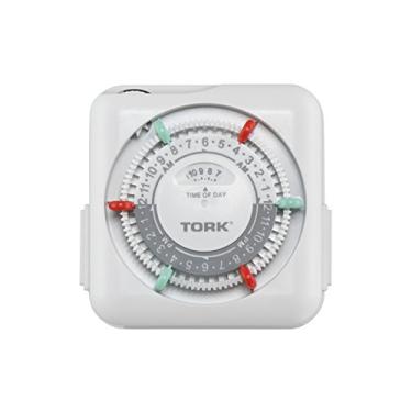 Imagem de NSi Indústrias TORK RTN112 Temporizador de aparelho mecânico plug-in interno de 15 Amp Programação 24 horas – Trippers verde e vermelho, dois receptáculos branco