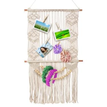 Imagem de LIVALAYA Exibição de fotos pendurada em macramê com clipes de madeira, decoração chique boêmio para dormitório, apartamento ou decoração de casa, 81 x 35 cm, marca dos EUA