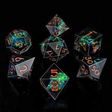 Imagem de DND Dice Set Sharp Edge Dice Set 7 Piece DND polyhedral Dice Numbers with Gold Leaf Exquisite Tin Box Packaging,Ideal for Dungeons & Dragons RPG and Board Games (Black Copper Lettering)