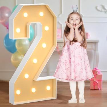 Imagem de Letreiro LED com letras e números, letreiro com alfabeto alimentado por bateria para iluminação noturna, casamentos, aniversários, festas, luzes de Natal ou decoração de casa (branco quente)