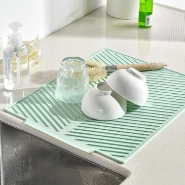 Imagem de Tapete de secagem de pratos de silicone de 40,6 cm x 33 cm para balcão de cozinha, porta-copos antiderrapantes, forro de pia impermeável fácil de limpar, resistente ao calor, menta
