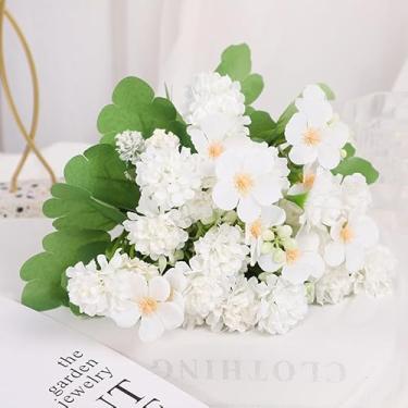 Imagem de Arranjo de flores de hortênsia artificial com flores de destaque, conjunto floral falso decorativo para decoração de casa e evento (branco leitoso)