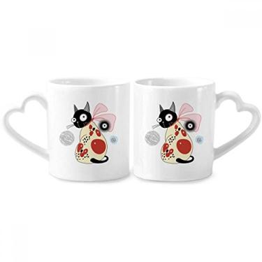 Imagem de Conjunto de canecas de porcelana para casais de gatos fofos para amantes de animais de estimação com alça de coração