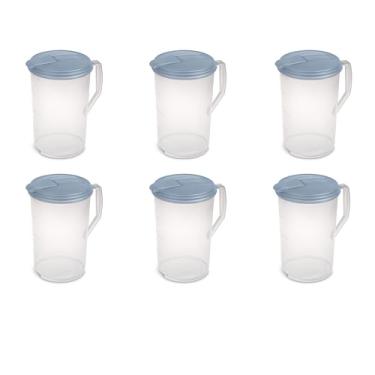 Imagem de Sterilite Jarra redonda de 3,5 litro, bico e alça para facilitar o derramamento de água ou suco, plástico, lavável na lava-louças, plástico, transparente com tampa azul, pacote com 6