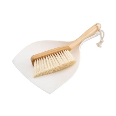 Imagem de Escova De Bambu Oikos Com Pá Off-white Para Limpeza