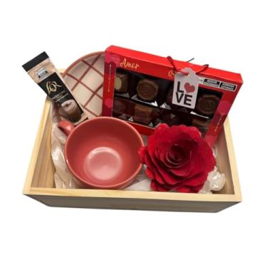 Imagem de Cesta Romântica de Presente com Chocolates Amor