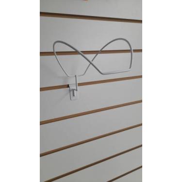 Imagem de Expositor de Boné Branco Para Painel Canaletado - Modulojas