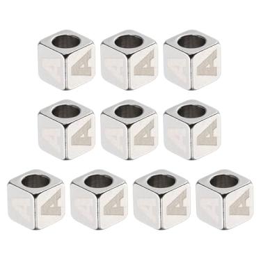 Imagem de HARFINGTON 10 peças de contas de aço inoxidável letra do alfabeto cubo prata metálico grande quadrado contas de dados de metal para joias, pulseiras, colares e brincos