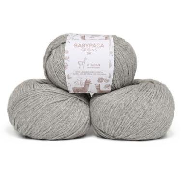 Imagem de Origins - Conjunto de 3 novelos de lã de alpaca 100% bebê (150 gramas) DK Peso feito no Peru Cores naturais (não tingidas), macio celestial, perfeito para tricô e crochê (Silver Mist, Origins 3
