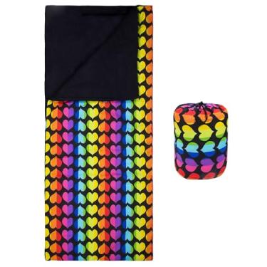 Imagem de Wildkin Kids Sleeping Bags for Boys and Girls, Measures 66 x 30 x 1.5 Inches, Cotton Blend Materials Sleeping Bag for Kids, Ideal Size for Parties, Camping & Overnight Travel, BPA-free(Rainbow Hearts)