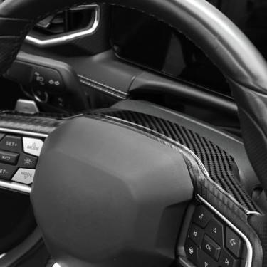 Imagem de BETTERHUMZ Adesivo de console central de carro compatível com Ford Mustang 2024 2025 Fibra de Carbono Decoração de Volante Acessórios Interiores (Preto)