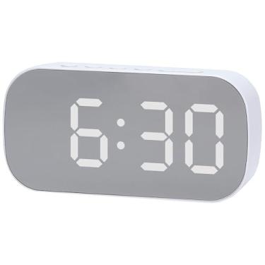 Imagem de Despertador digital oval pequeno para quarto, despertadores com visor de números grandes, regulável ajustável, soneca, 12/24H para pessoas com sono profundo 12 x 6 x 3 cm, branco