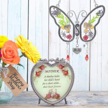 Imagem de BANBERRY DESIGNS Mom Butterfly Suncatcher - Mother Message Stone Rock with Butterflies & Flowers Decorations and Mom Poem - Gifts for Her - Birthday Gifts for Mom - Mother-in-Law - Grandma