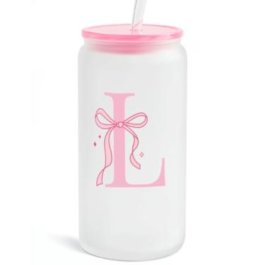 Imagem de SANDJEST Copo de vidro monograma com tampa de acrílico e canudo, copo de café gelado fosco personalizado 473 ml, monograma presentes iniciais para mulheres meninas no aniversário (G)