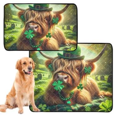 Imagem de TSENQUE Highland Cow Tapete de urina para animais de estimação de São Patrício extragrande lavável para animais de estimação, tapete de urina fofo para cães, impermeável, absorvente para cães, médio +