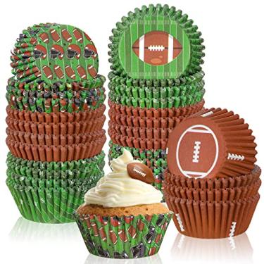 Imagem de 300 pacotes de forros de cupcake de futebol envoltórios de cupcake de futebol decorações de cupcake de futebol copos de cozimento tema esportivo bandeja de muffin para casamento, festa de feriado,