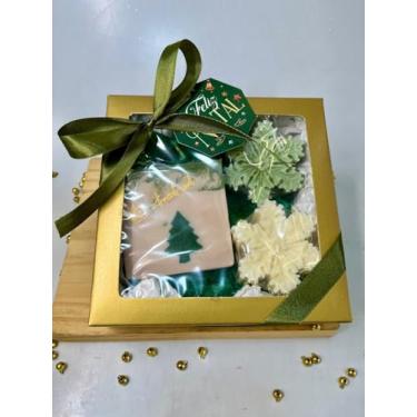 Imagem de Kit de Natal Presente com Sabonete Pinheiro e Velas Natalinas
