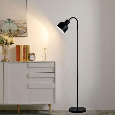 Imagem de Luminária de chão nórdica minimalista clássica preta com cabeça ajustável, ideal para leitura em ambientes internos, perfeita para colocar no canto do sofá ou na sala de estar.